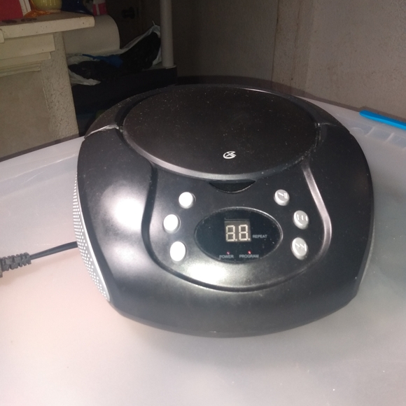 Used cd player - Picture 4 of 4